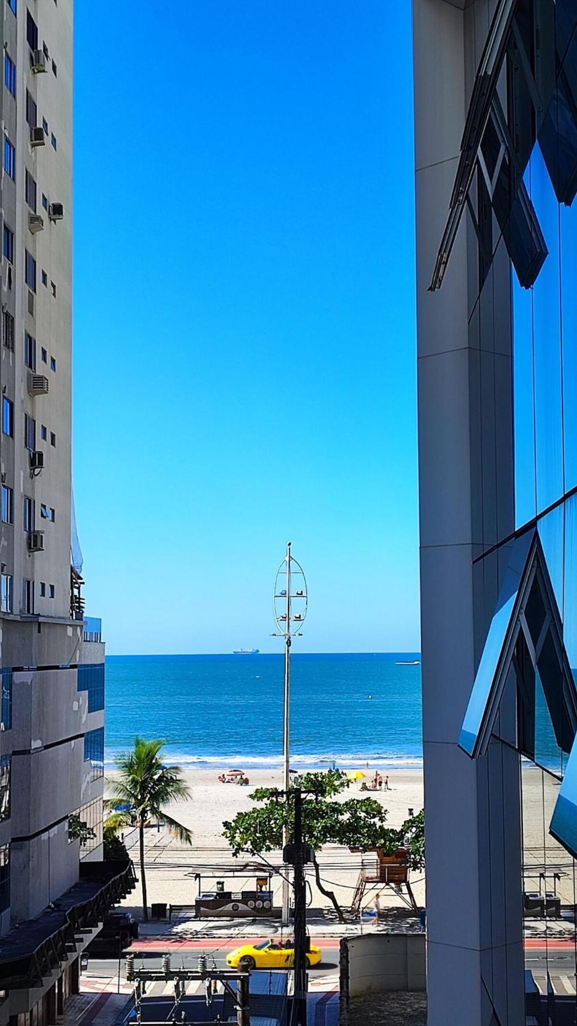 Apartamento Lindo Ap Em Baln.camboriu- Pe Na Areia! Quadra Mar *