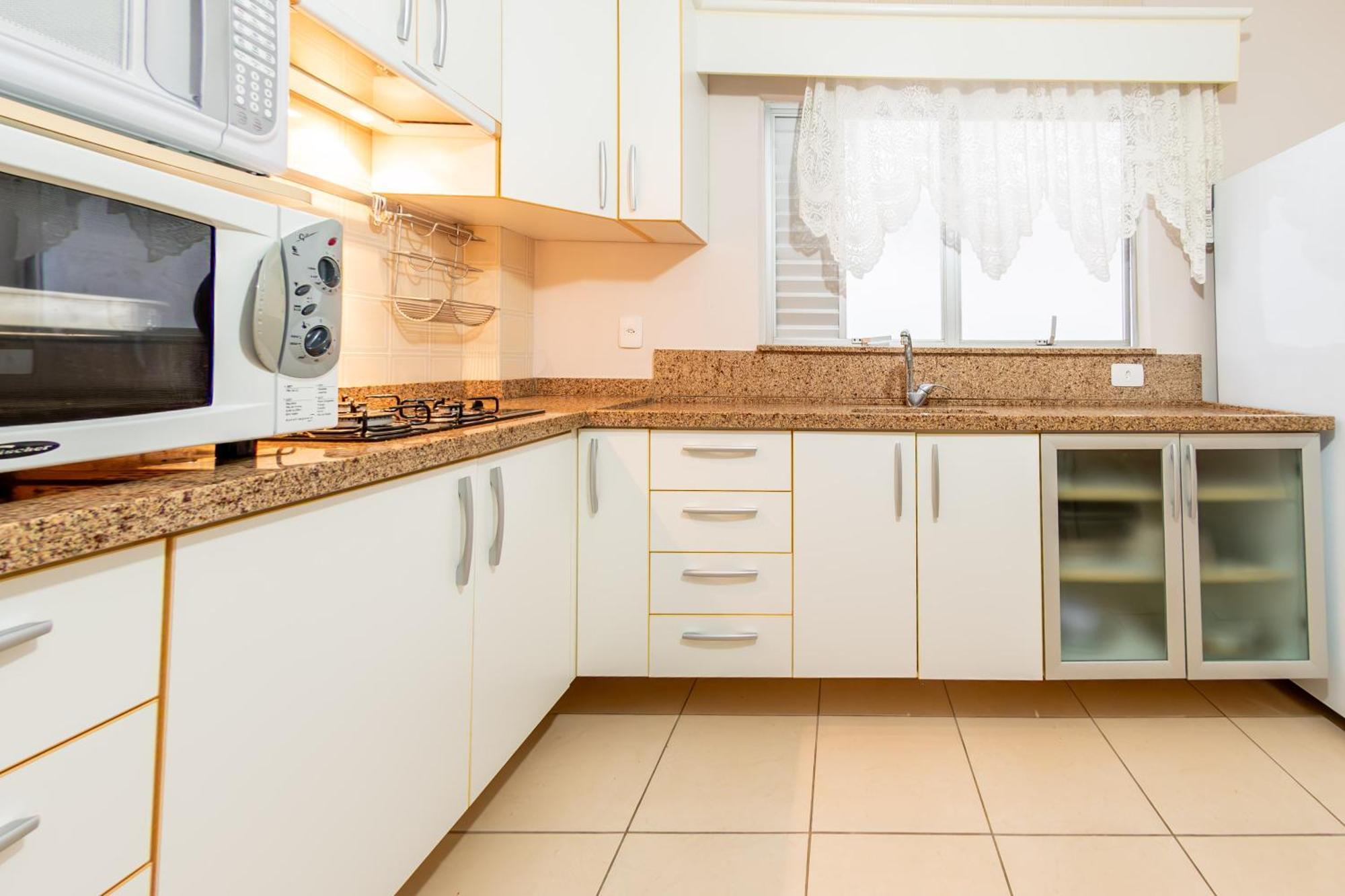 Apartamento Lindo Ap Em Baln.camboriu- Pe Na Areia! Quadra Mar *